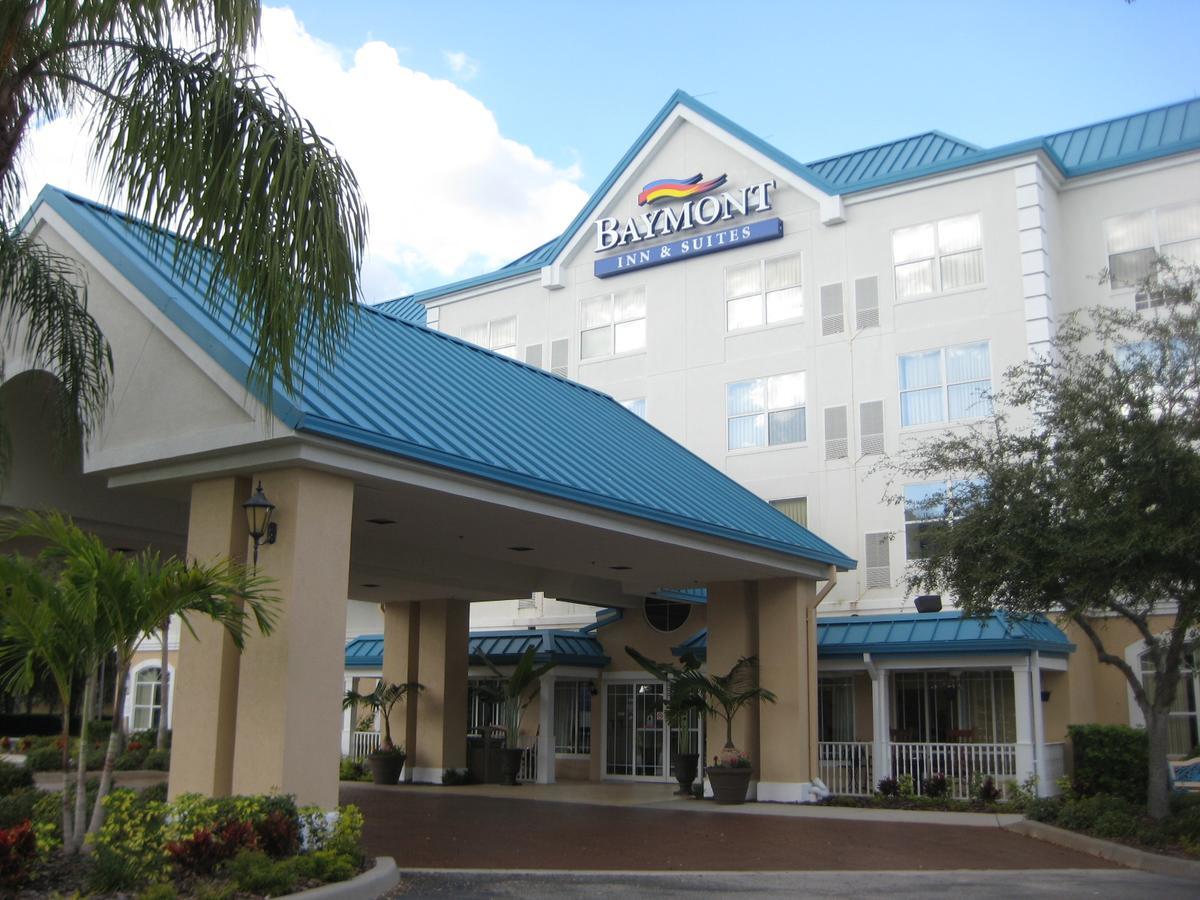 Baymont By Wyndham Fort Myers Airport Hotel Bagian luar foto